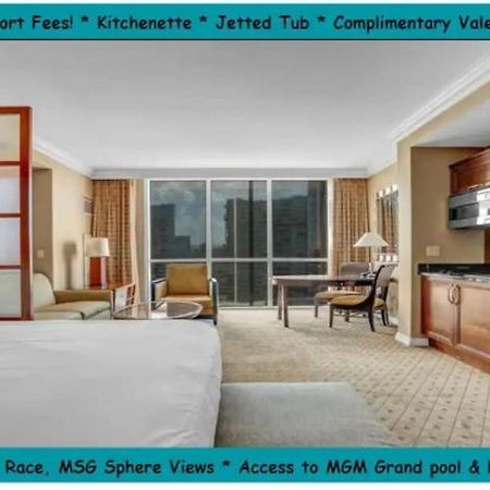 Signature Mgm Suite With Strip And Sphere View Las Vegas Zewnętrze zdjęcie